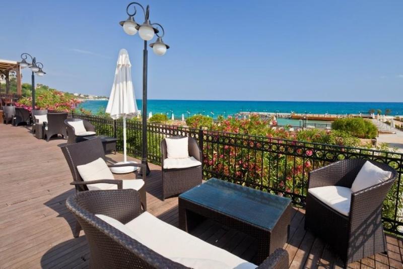 Ada Beach Hotel Kyrenia  Eksteriør billede