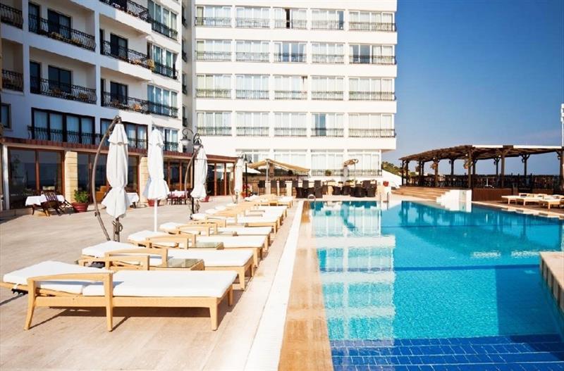 Ada Beach Hotel Karavas  Eksteriør billede