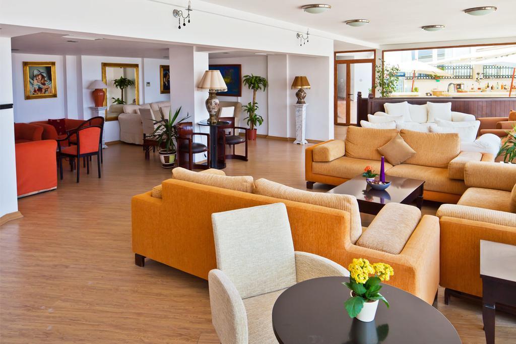 Ada Beach Hotel Karavas  Eksteriør billede